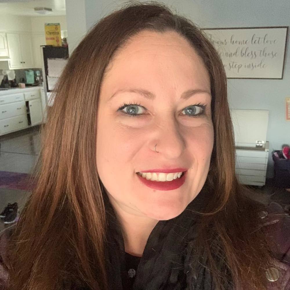 Meet your Posher, Melissa